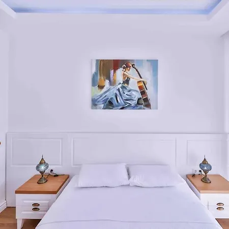 Tobi 1 / Merkezi Konumda Lueks Apartamento